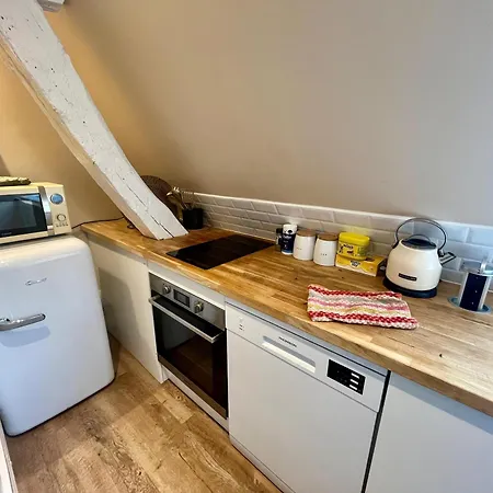 Le Notaire De -333 Apartment *